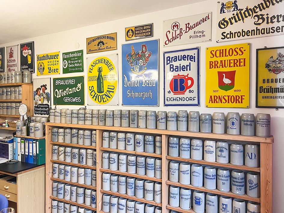 Kriagl-Sammlung-Regal-Nachlassankauf-Schiefeneder